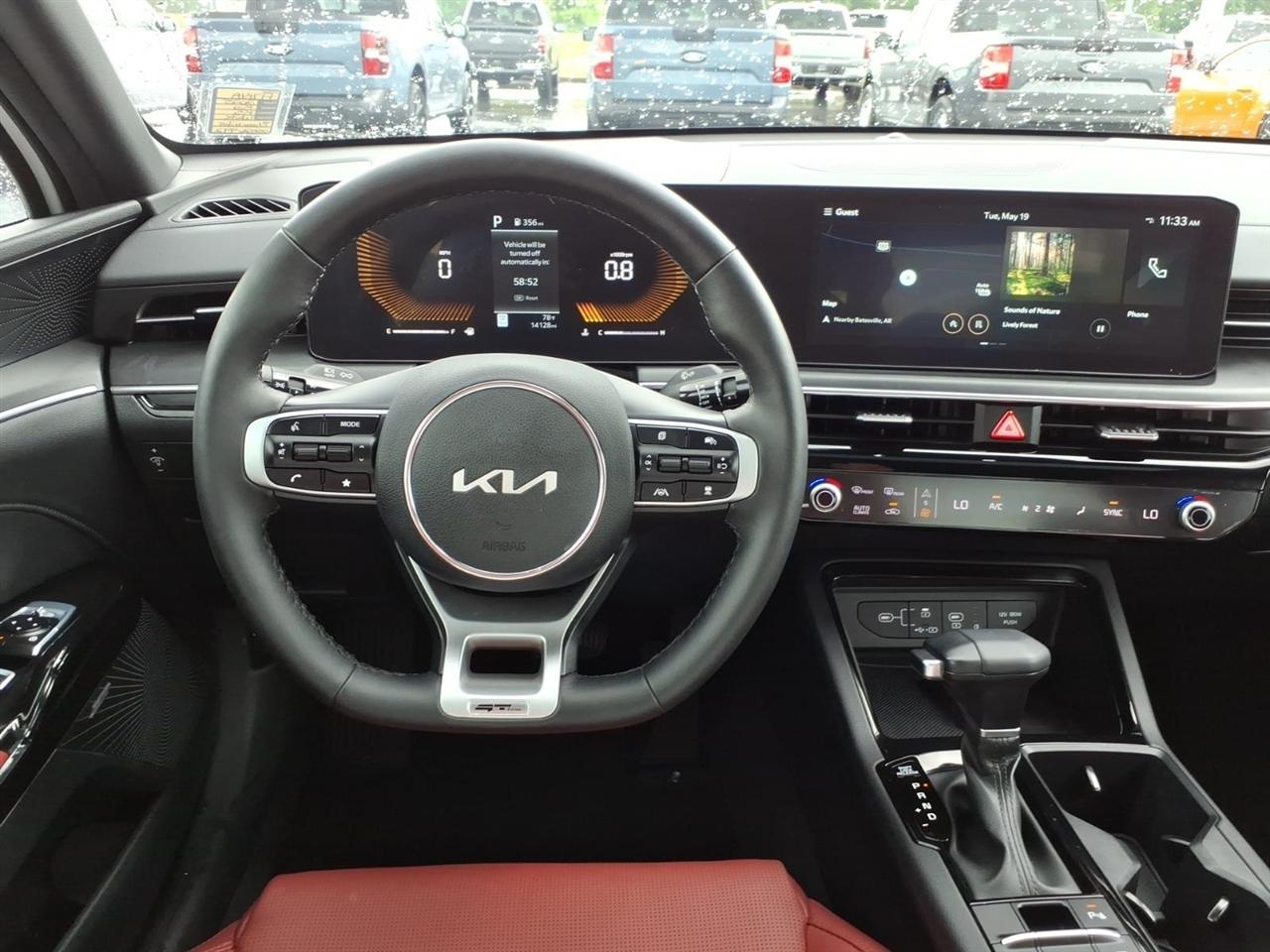Kia K5  2025