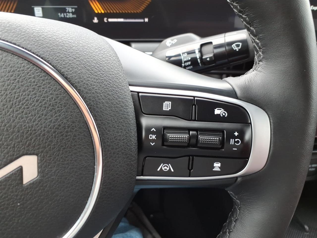 Kia K5  2025