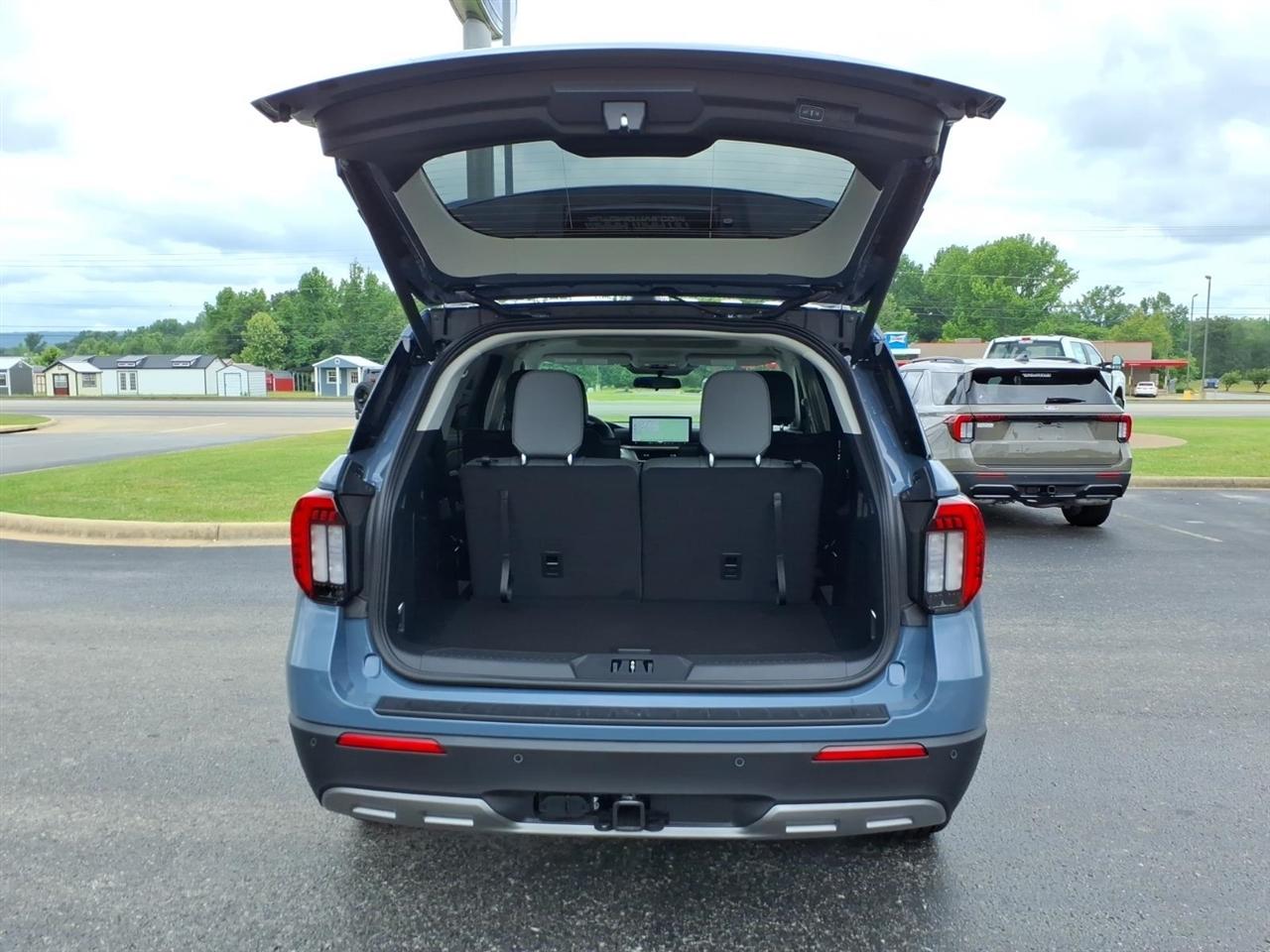Ford Explorer  2026