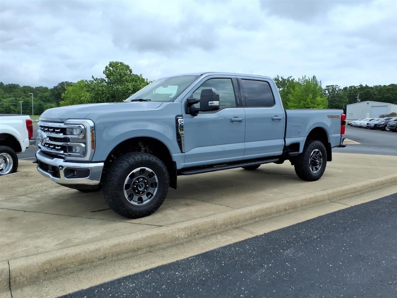 Ford Super Duty F-250 SRW  2024