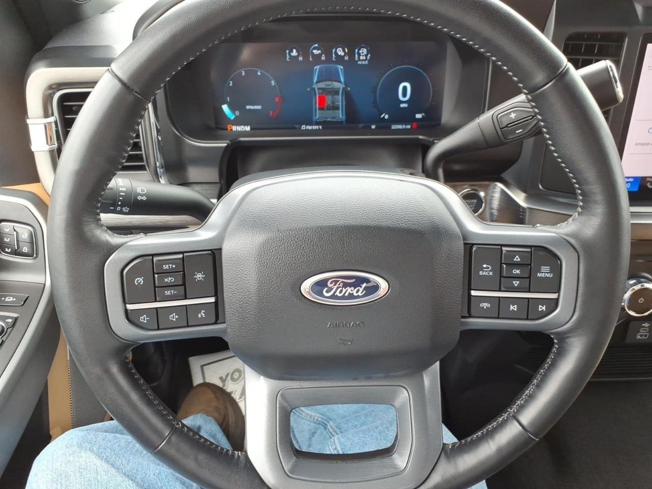 Ford Super Duty F-250 SRW  2024