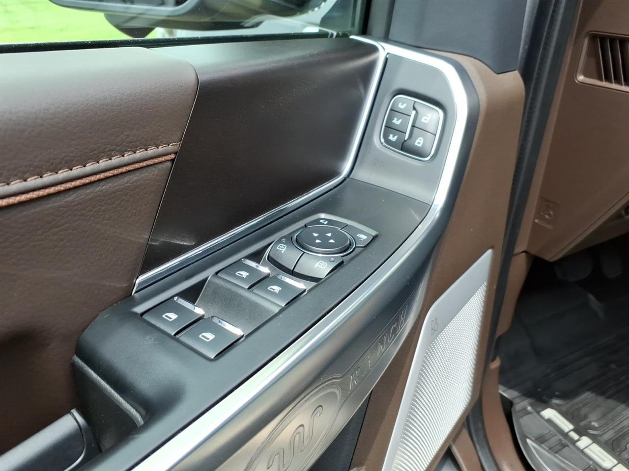 Ford F-150  2025