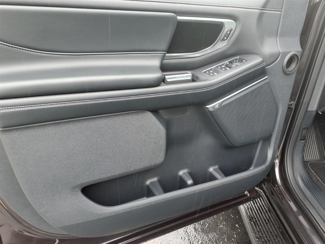 Ford Expedition Max  2026