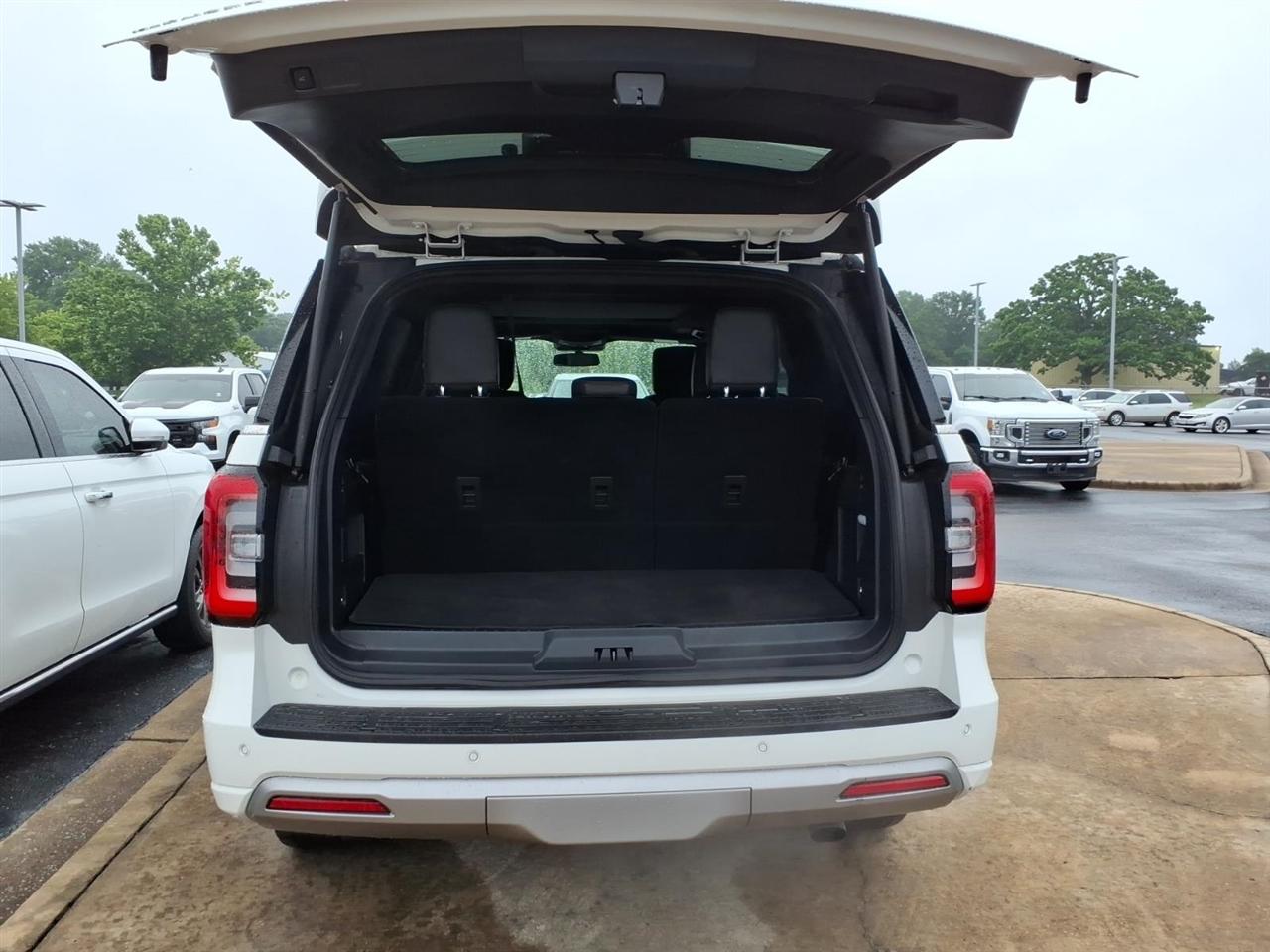 Ford Expedition  2022