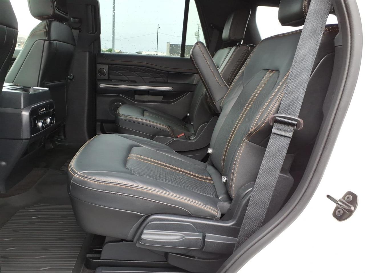 Ford Expedition  2022