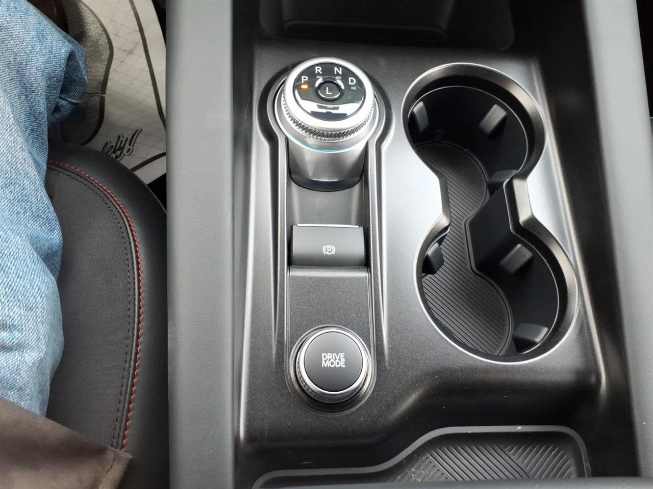 Ford Explorer  2026