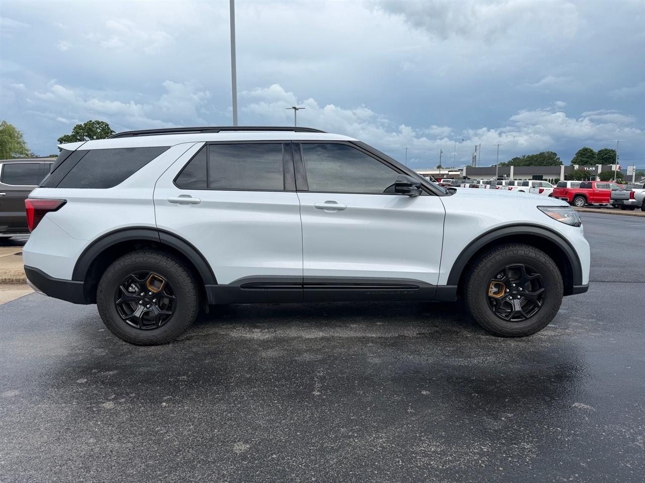 Ford Explorer  2026
