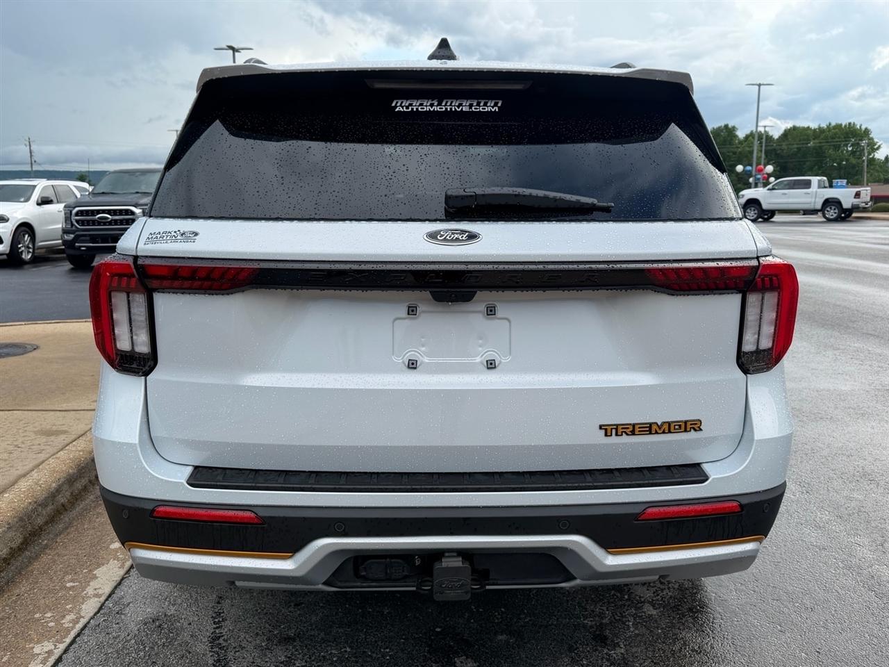 Ford Explorer  2026