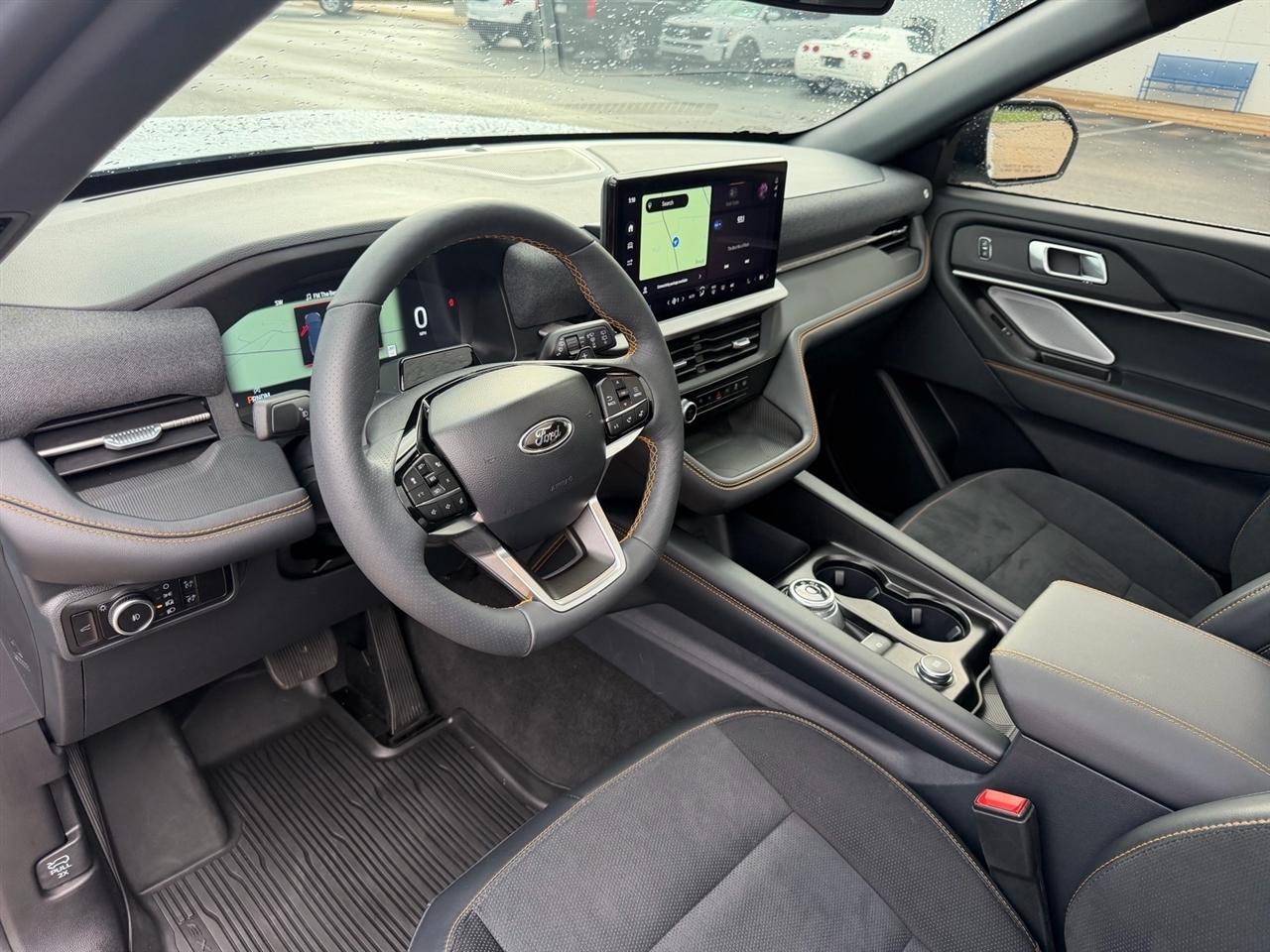 Ford Explorer  2026