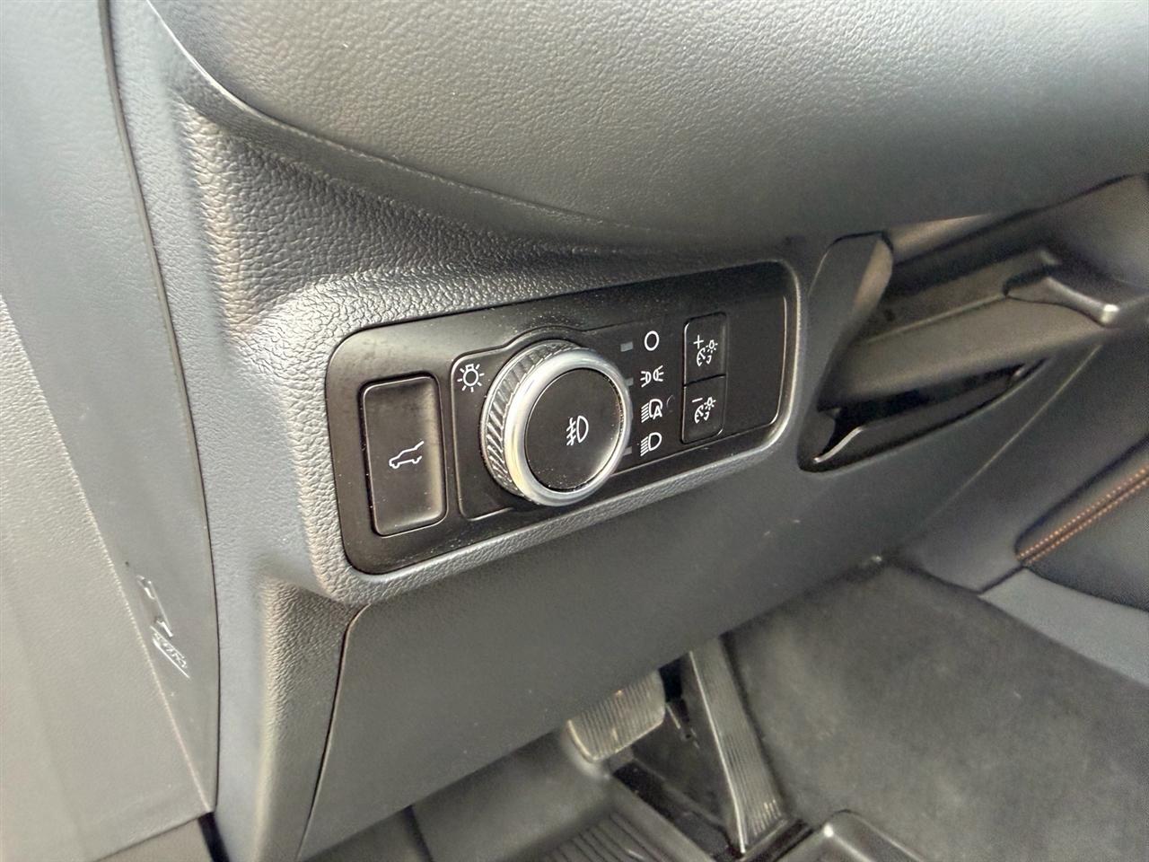 Ford Explorer  2026