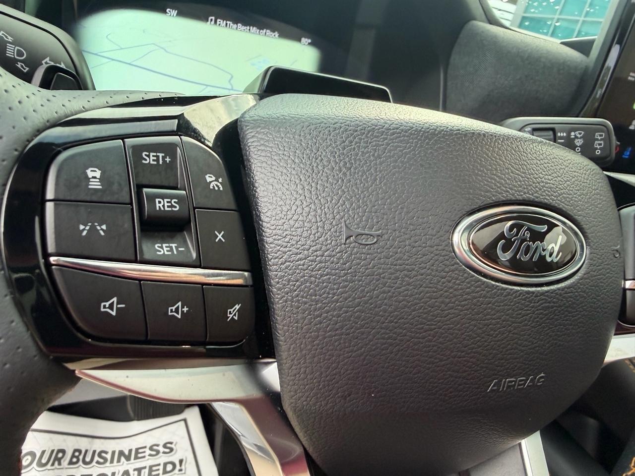 Ford Explorer  2026