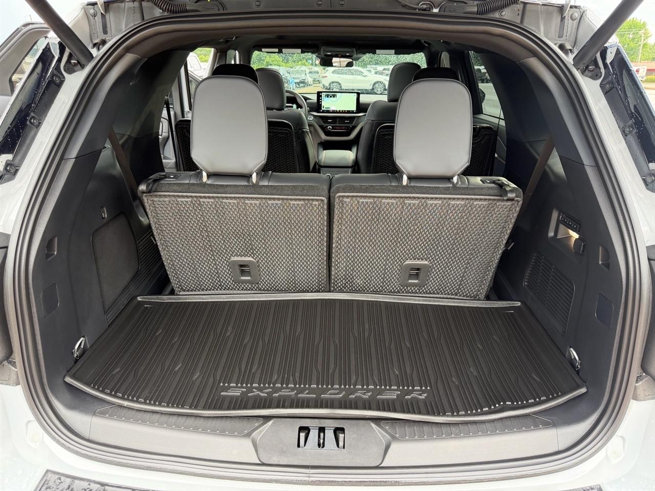 Ford Explorer  2026