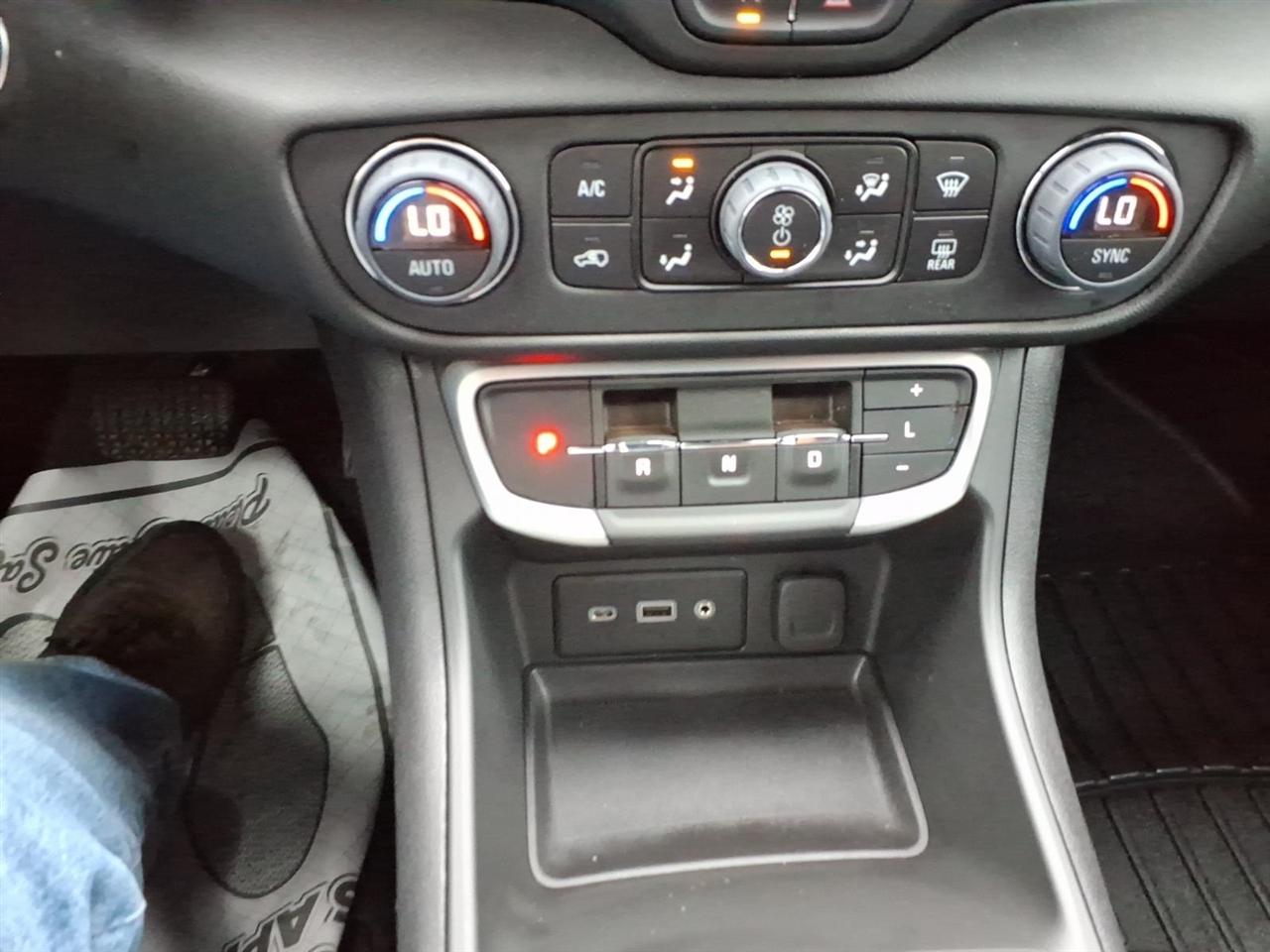 GMC Terrain  2023