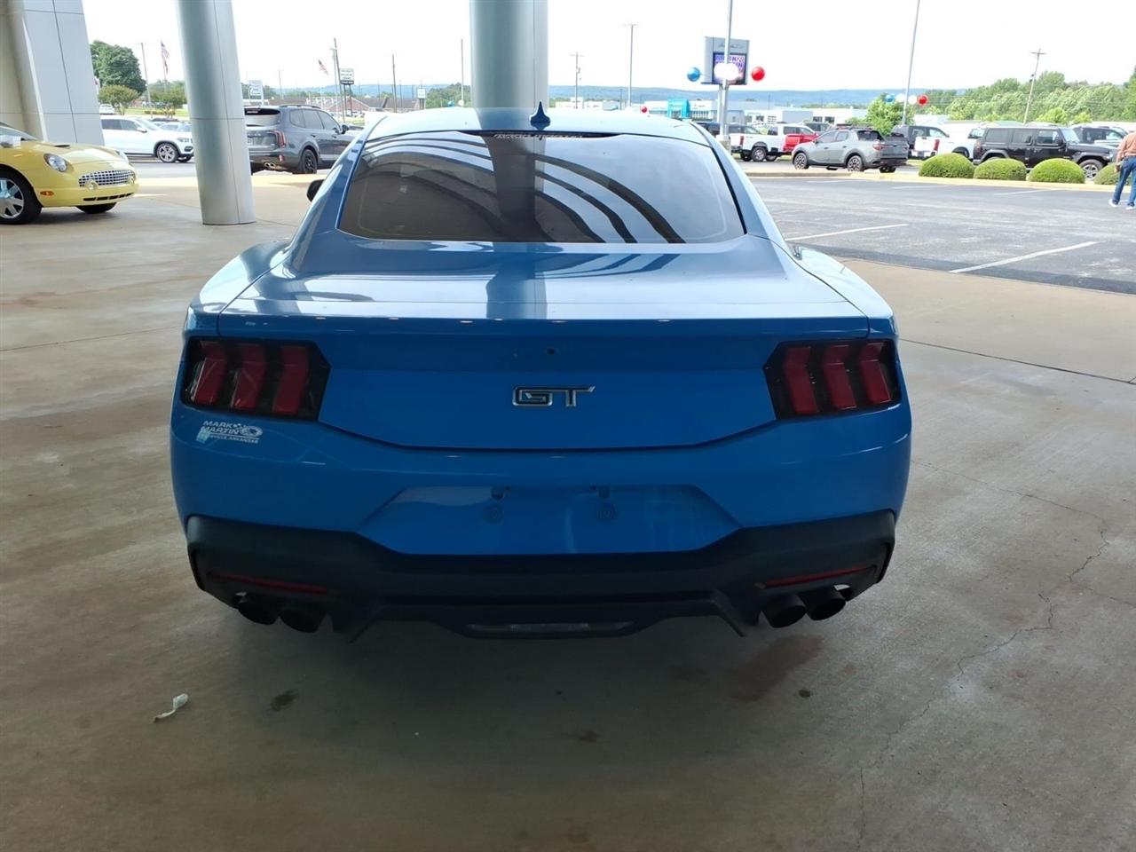 Ford Mustang  2024