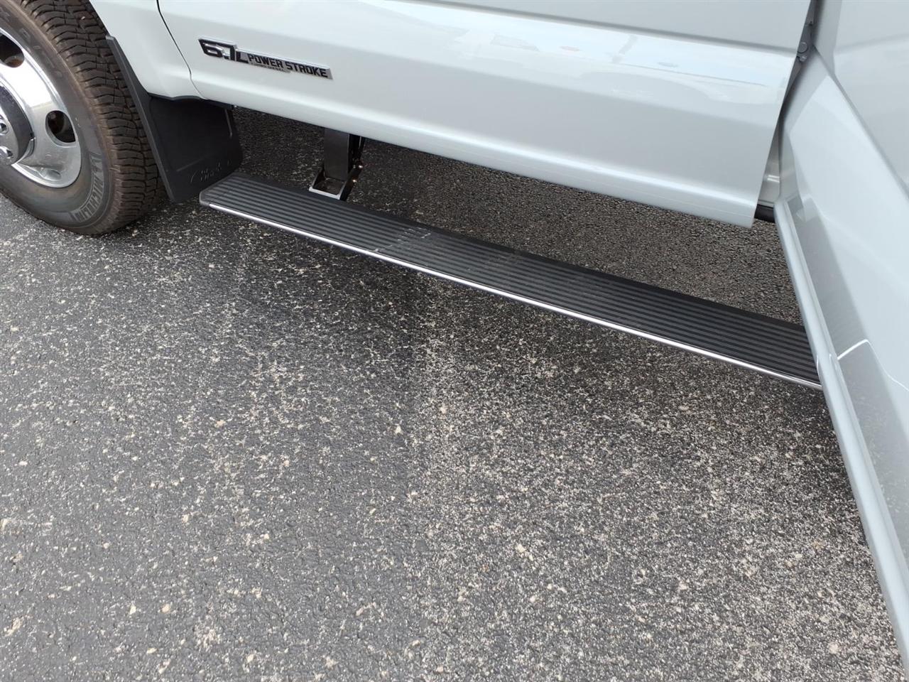 Ford Super Duty F-350 DRW  2026