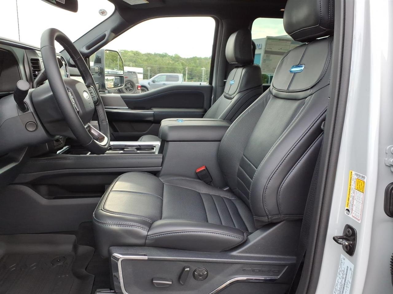Ford Super Duty F-350 DRW  2026