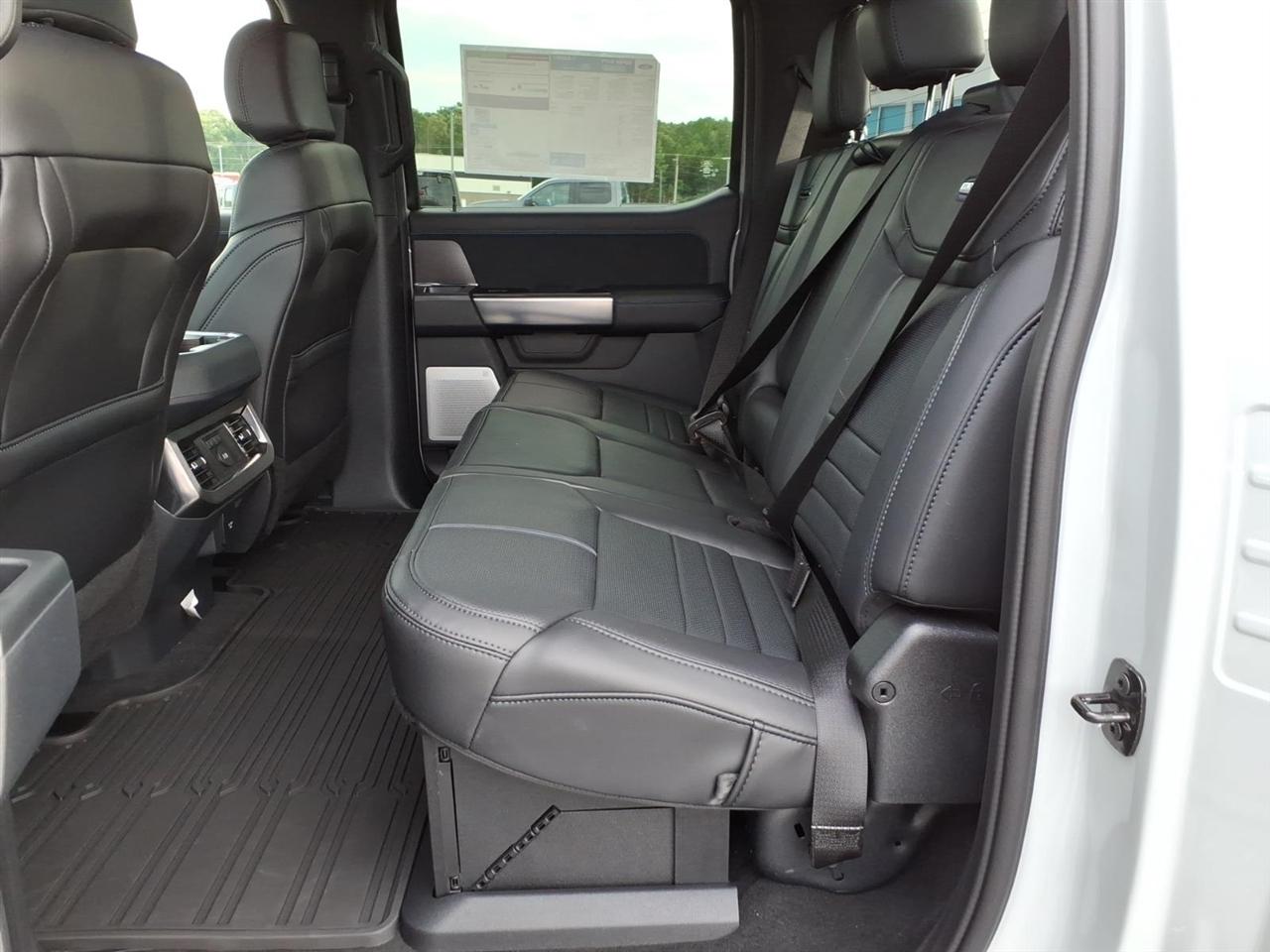 Ford Super Duty F-350 DRW  2026
