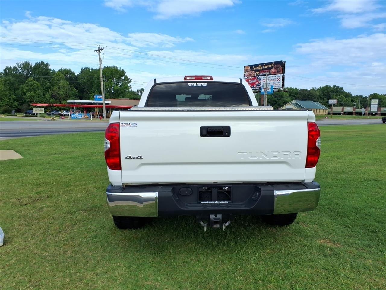 Toyota Tundra 4WD  2018