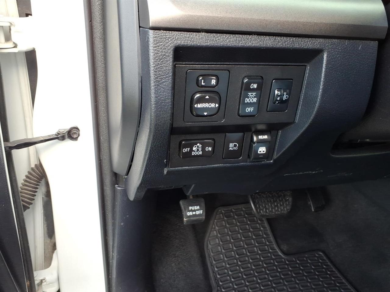 Toyota Tundra 4WD  2018