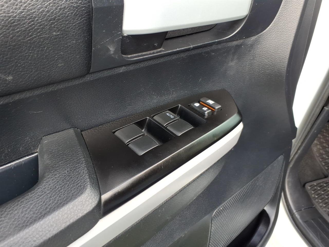Toyota Tundra 4WD  2018