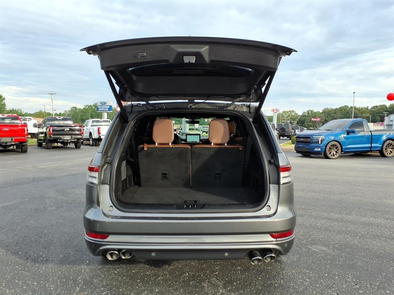 Lincoln Aviator  2021