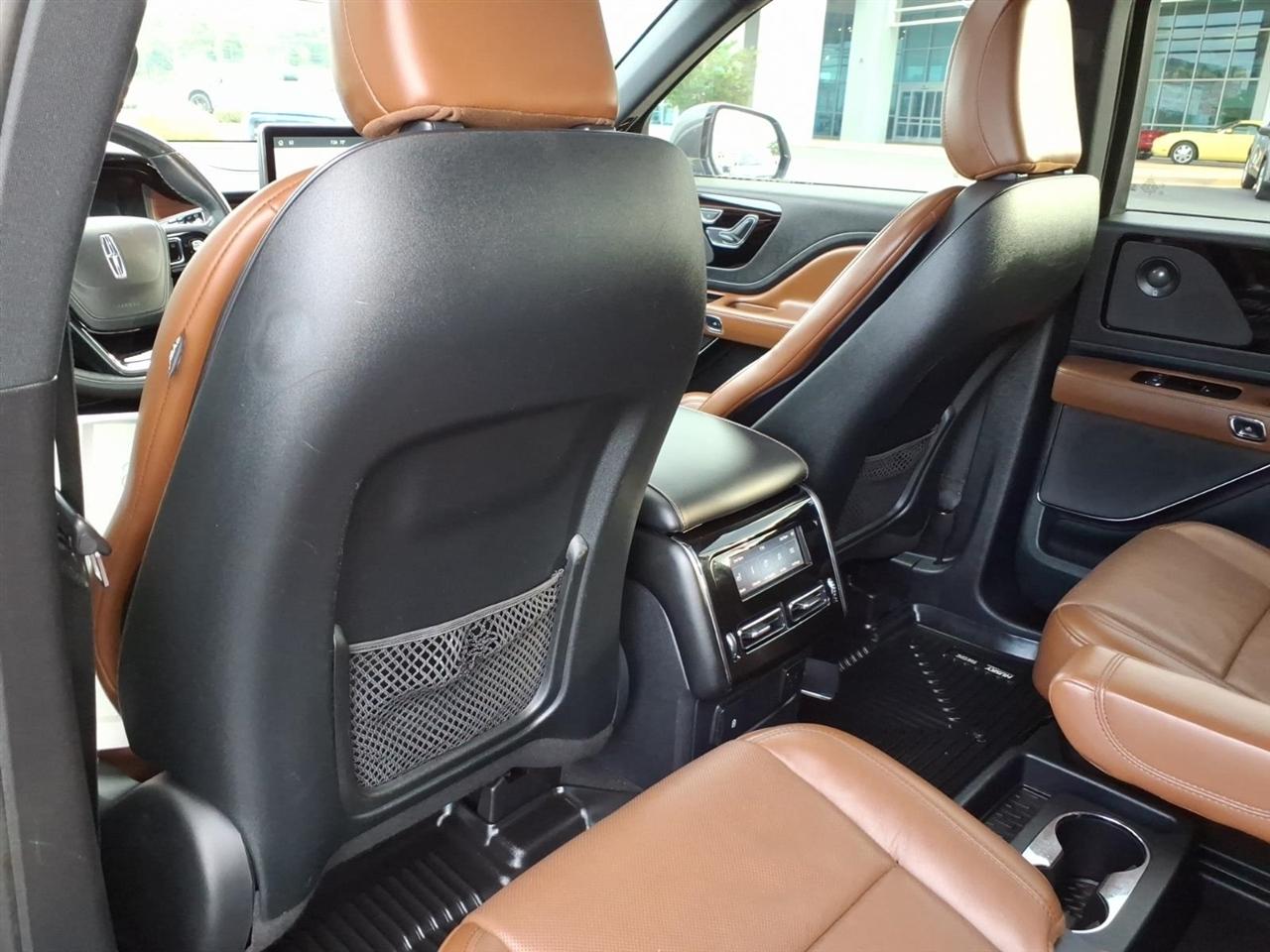 Lincoln Aviator  2021