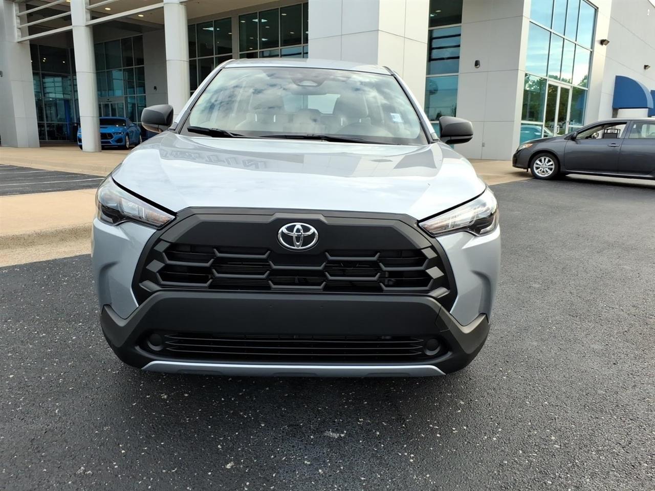 Toyota Corolla Cross  2026