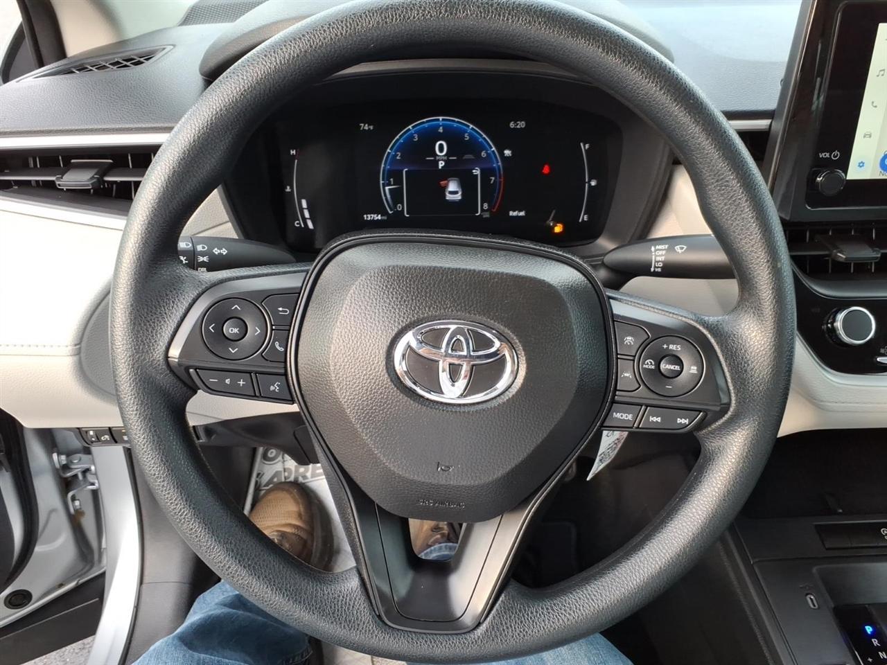 Toyota Corolla Cross  2026