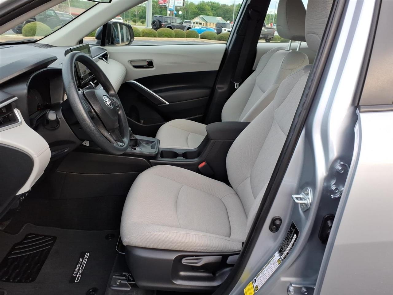 Toyota Corolla Cross  2026