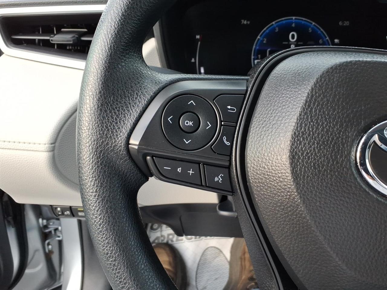Toyota Corolla Cross  2026