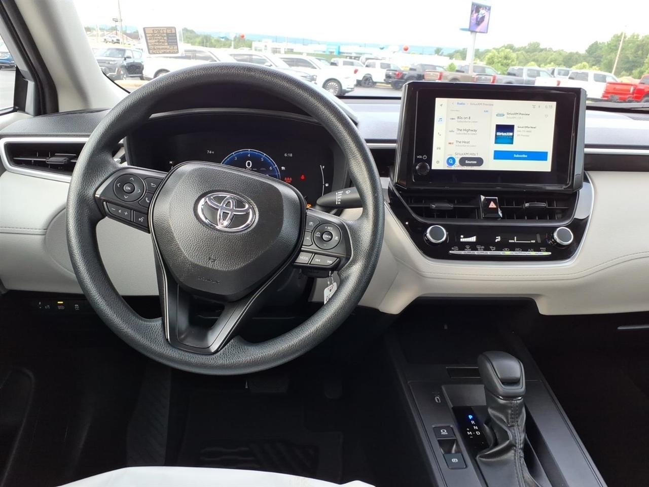 Toyota Corolla Cross  2026