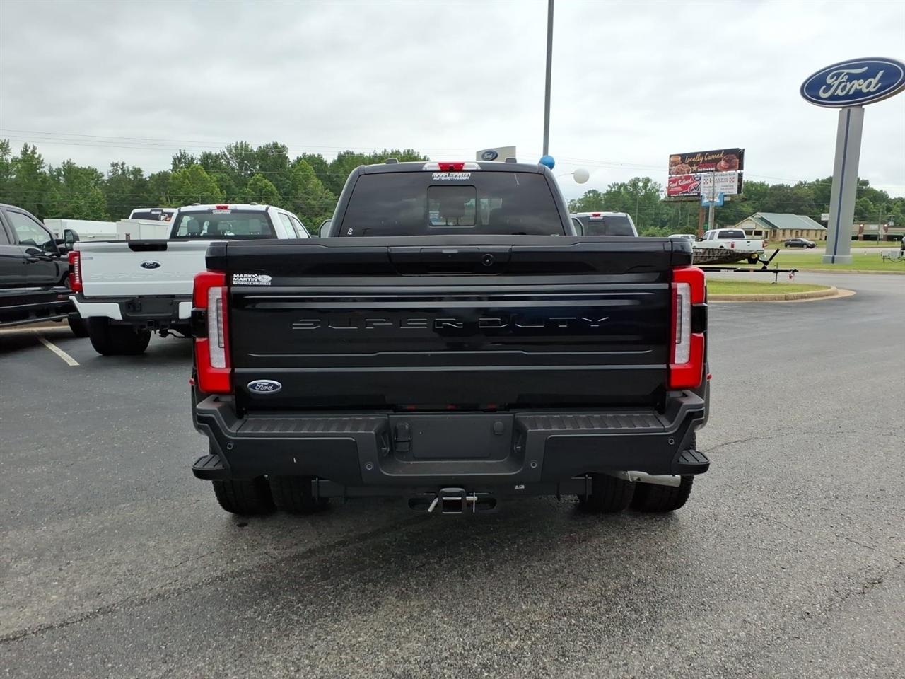 Ford Super Duty F-350 DRW  2026