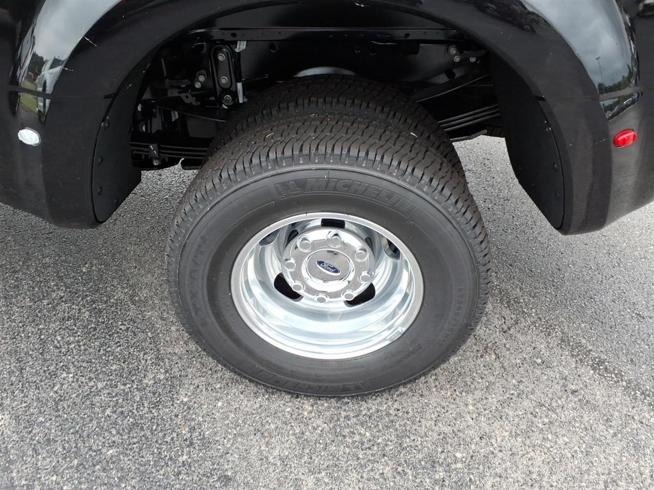 Ford Super Duty F-350 DRW  2026