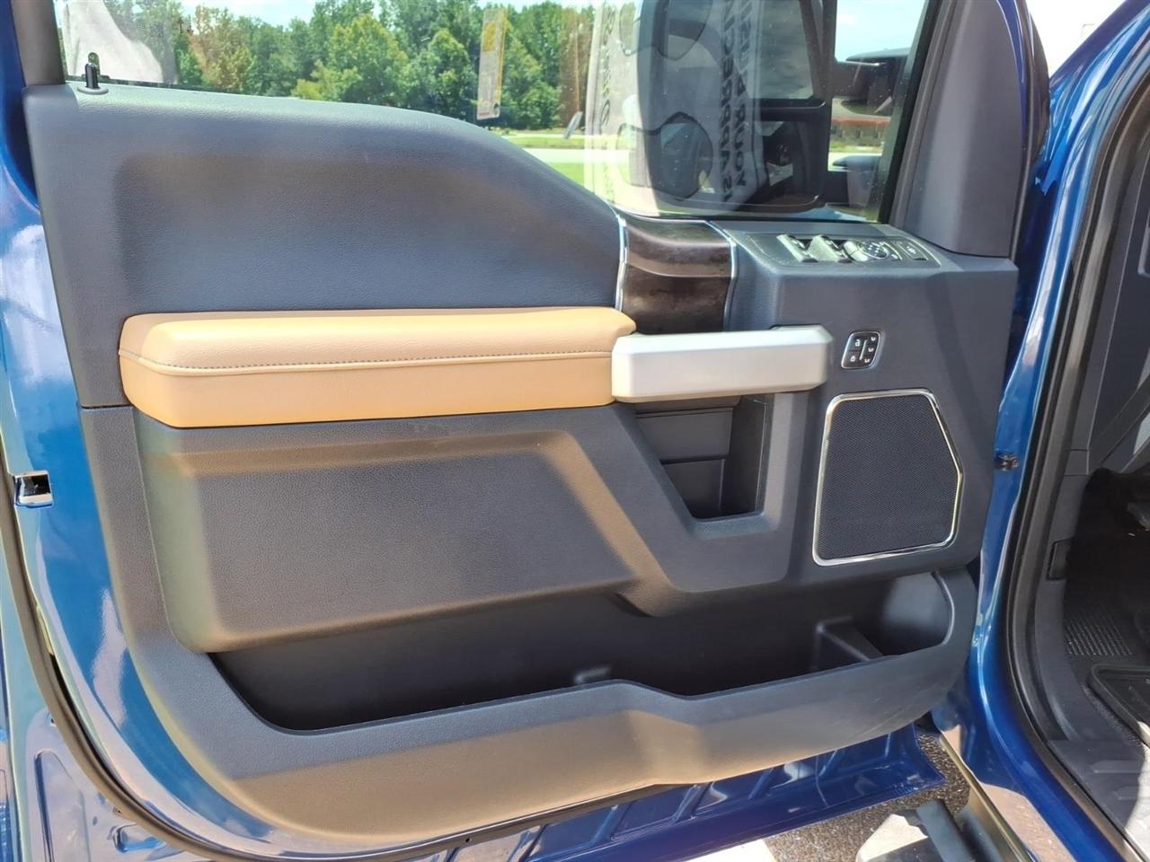 Ford Super Duty F-450 DRW  2022