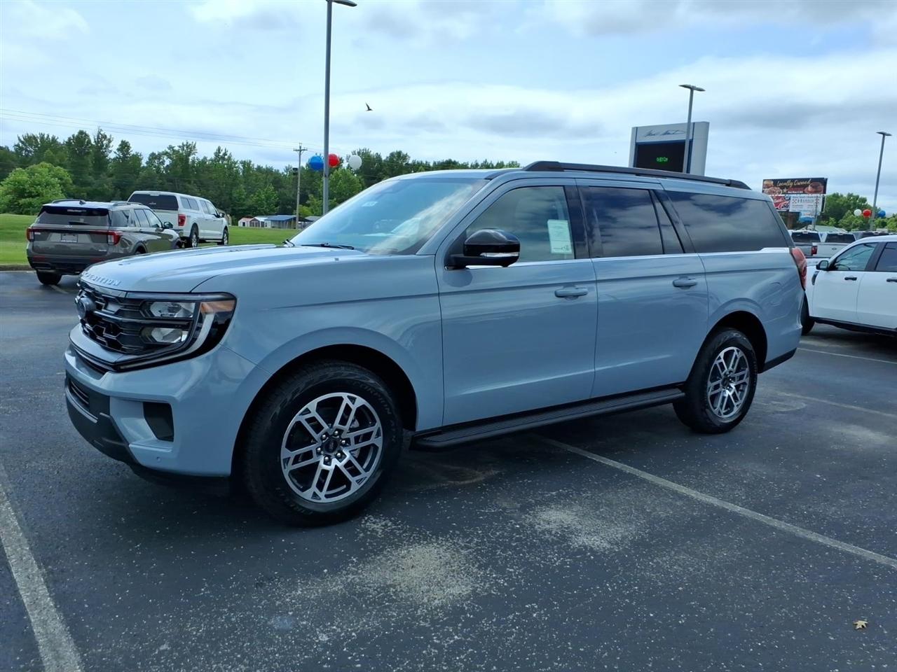 Ford Expedition Max  2026
