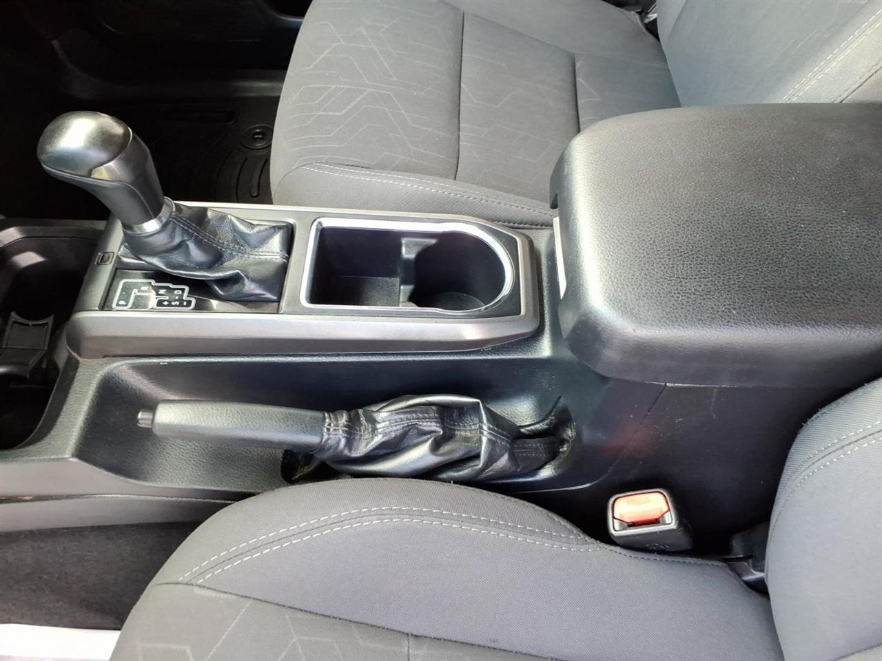 Toyota Tacoma  2018