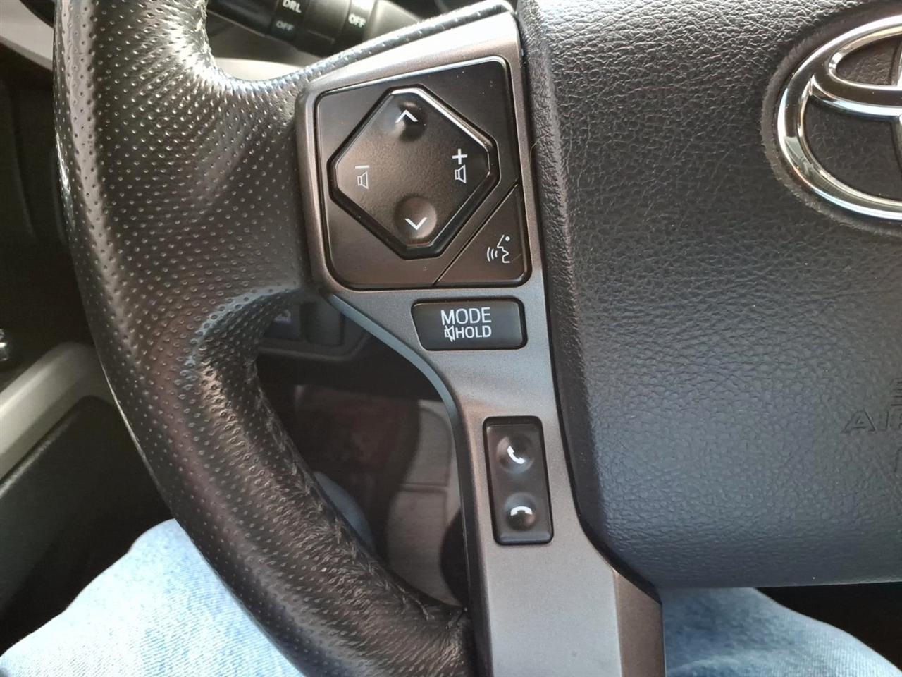 Toyota Tacoma  2018