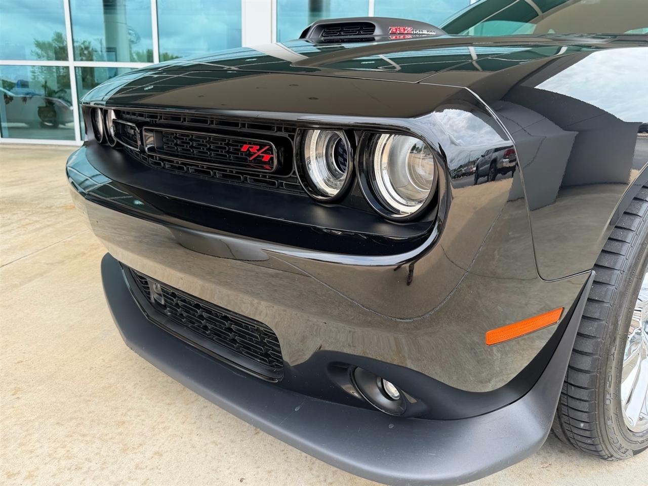 Dodge Challenger  2023