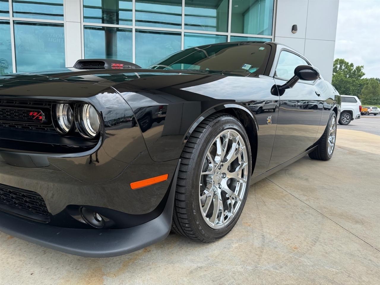 Dodge Challenger  2023