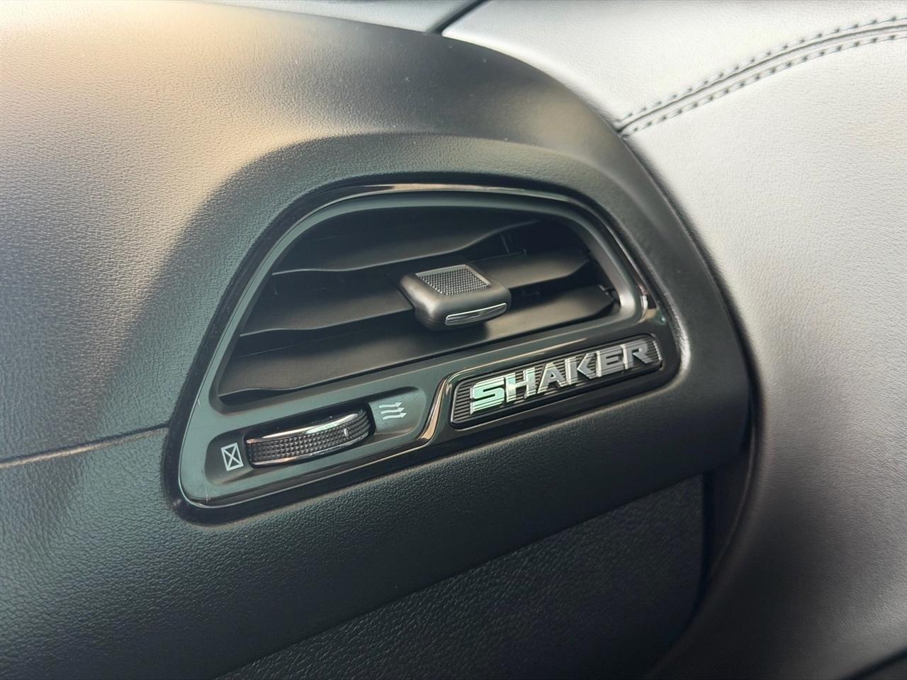 Dodge Challenger  2023