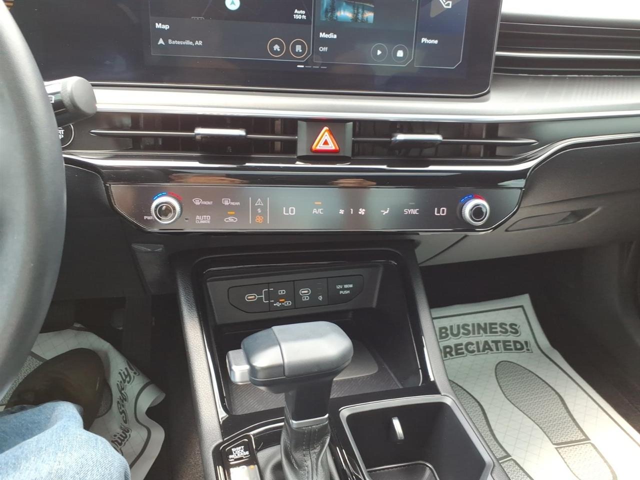 Kia K5  2025