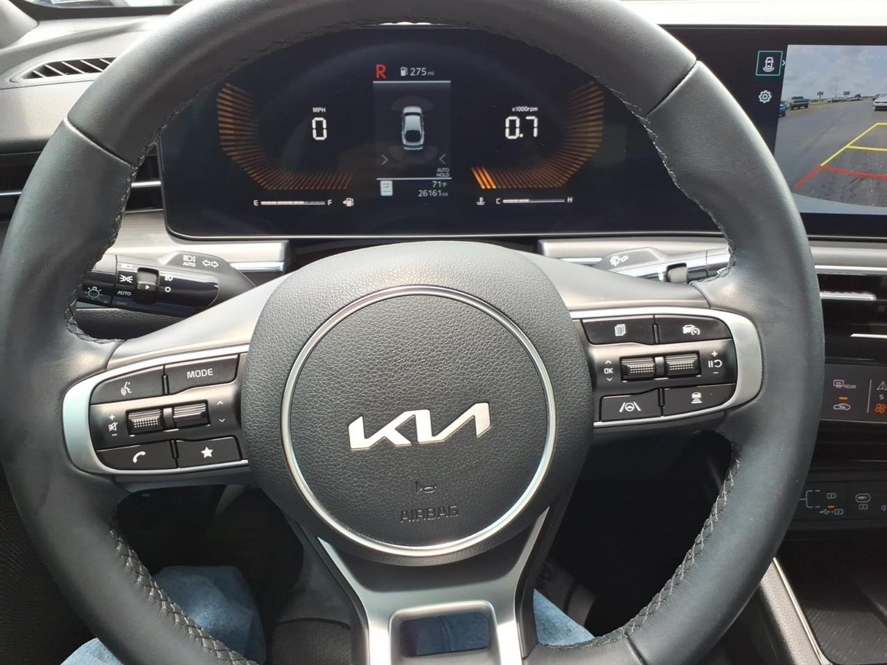 Kia K5  2025