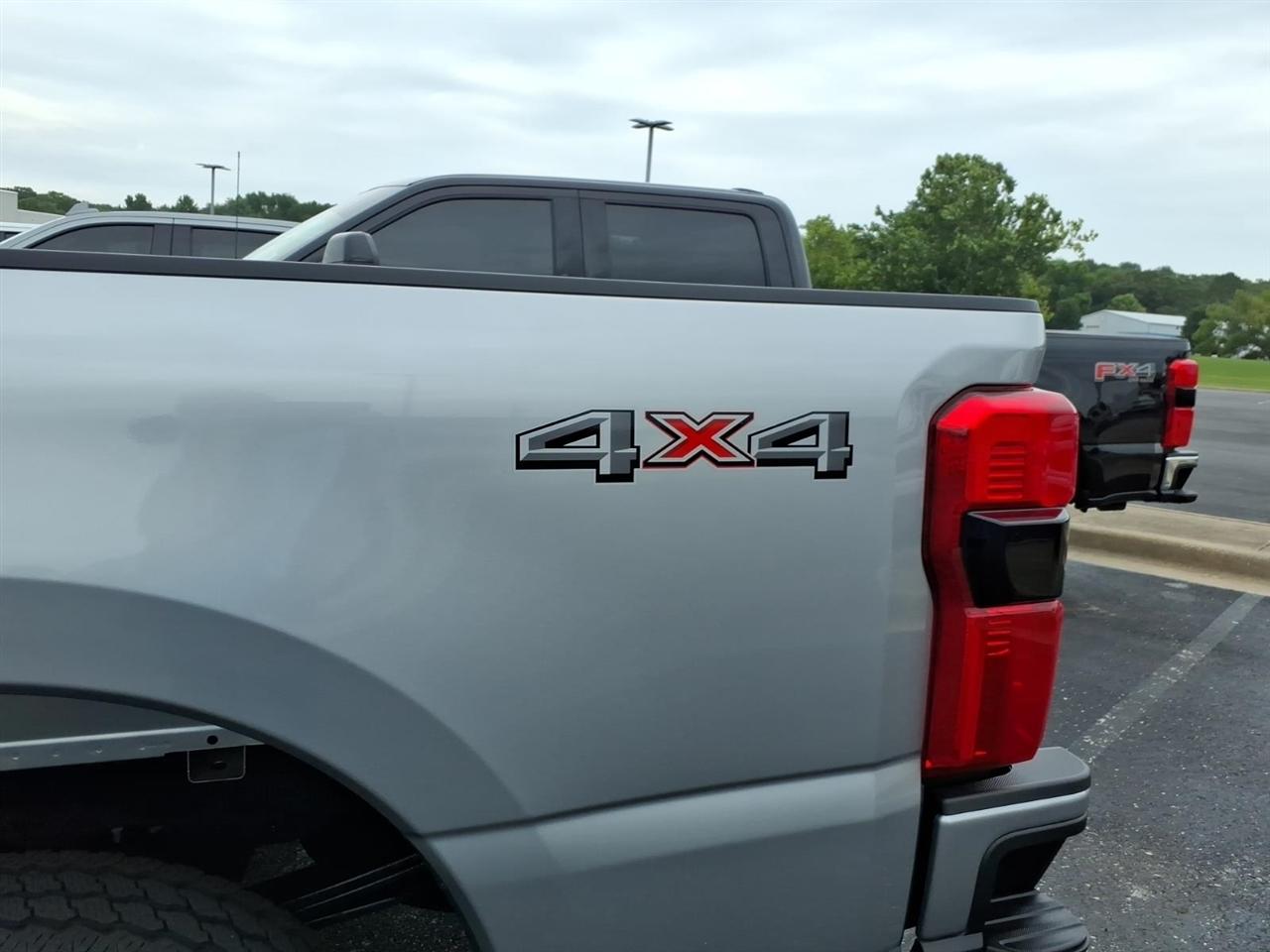 Ford Super Duty F-250 SRW  2024