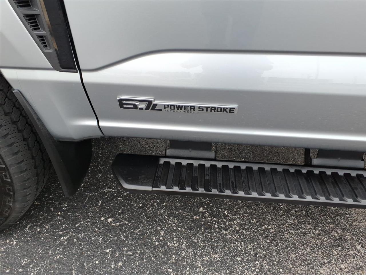 Ford Super Duty F-250 SRW  2024
