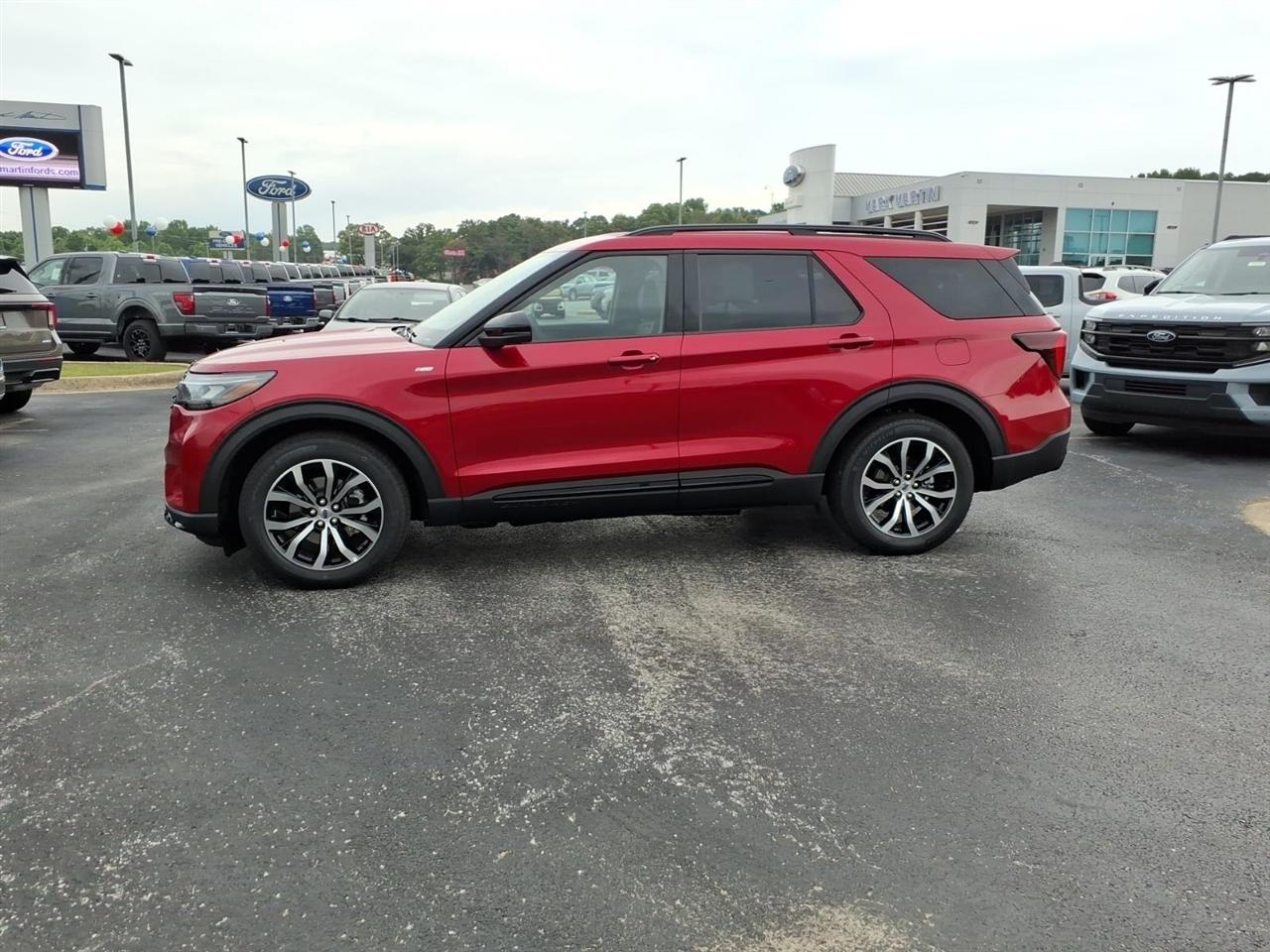 Ford Explorer  2026