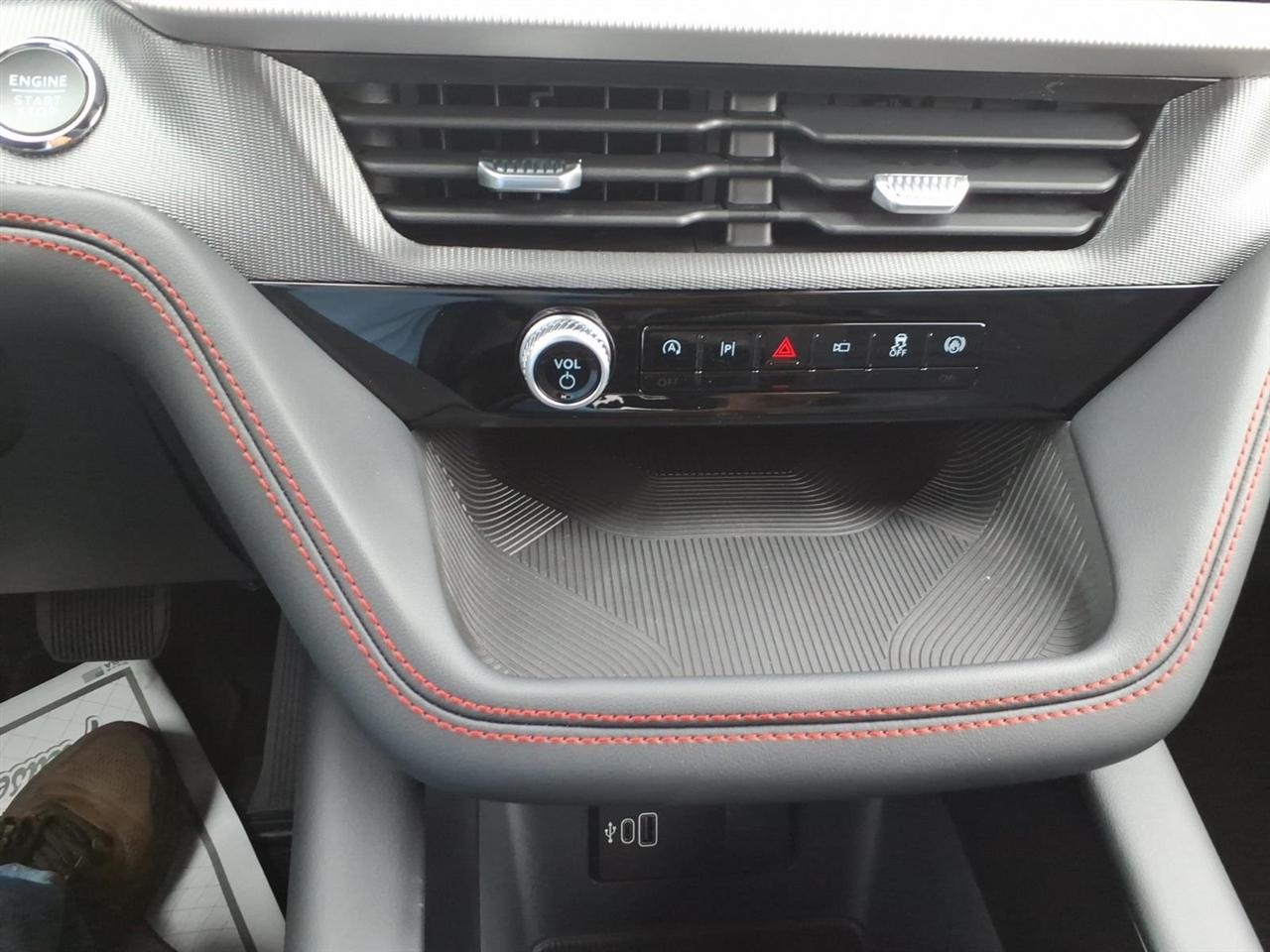 Ford Explorer  2026