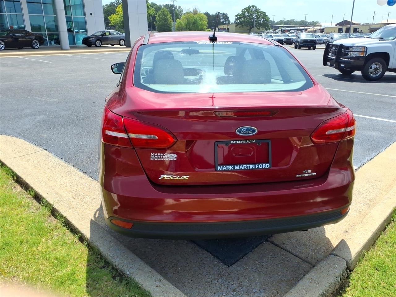 Ford Focus  2016