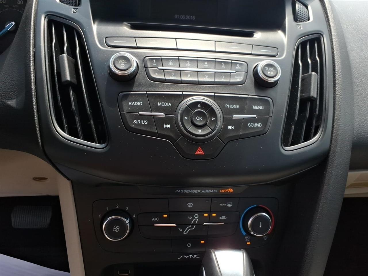 Ford Focus  2016