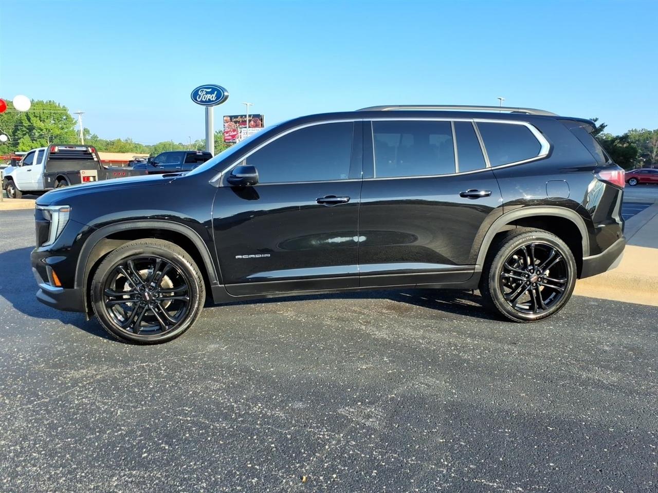 GMC Acadia  2024