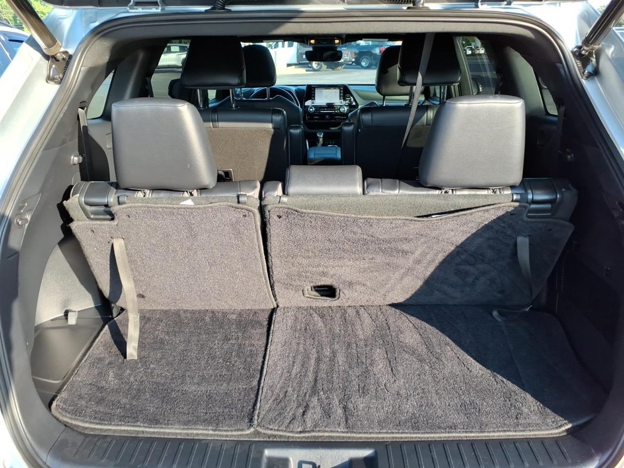 Toyota Highlander  2021